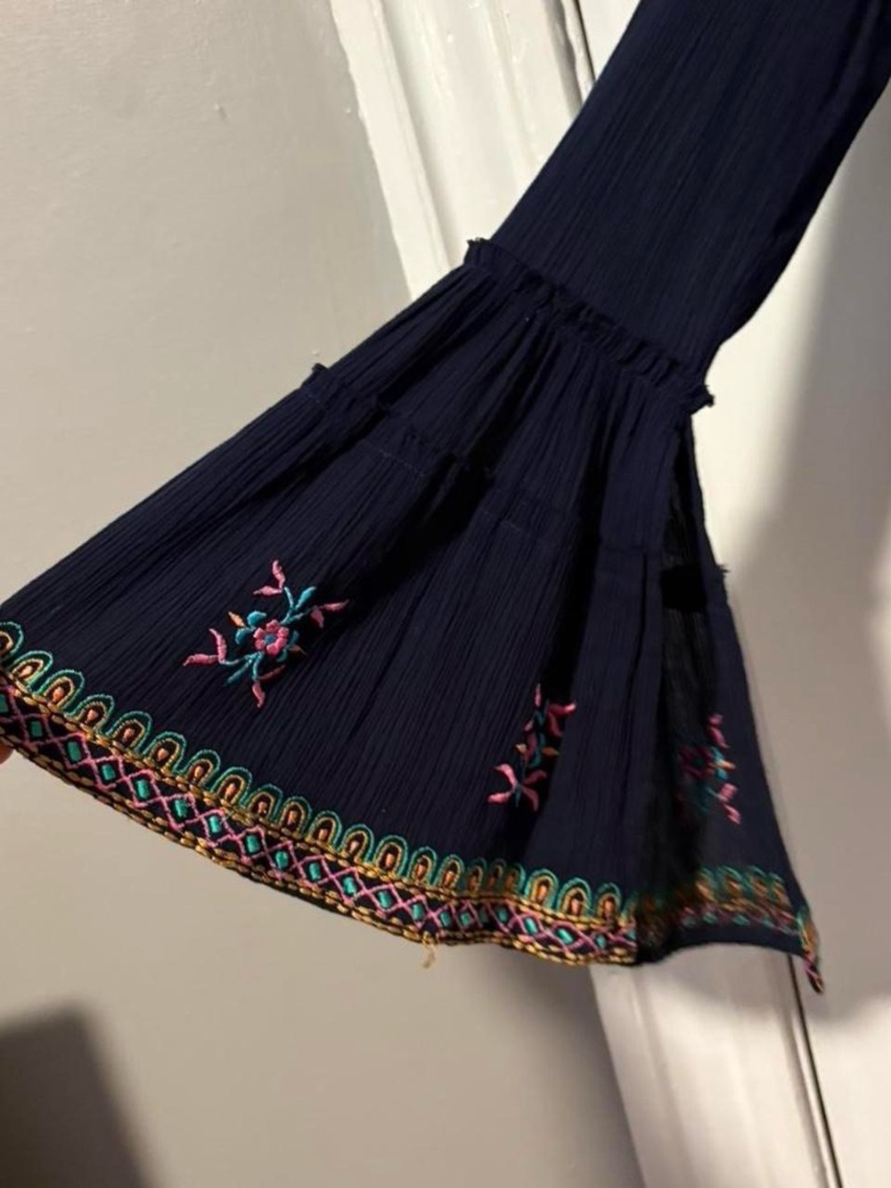 Boho embroidered NWT 100% cotton flared sleeve top xs - Picture 2 of 8